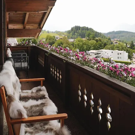 Ferienhaus Alpenchalet Berggold - With Panoramic Views Tulfes