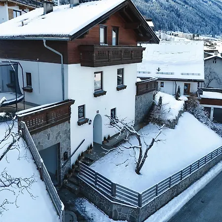 Ferienhaus Alpenchalet Berggold - With Panoramic Views